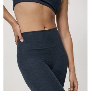 Vuori Clean Elevation Legging high wastes zip pocket Midnight Heather. Women M